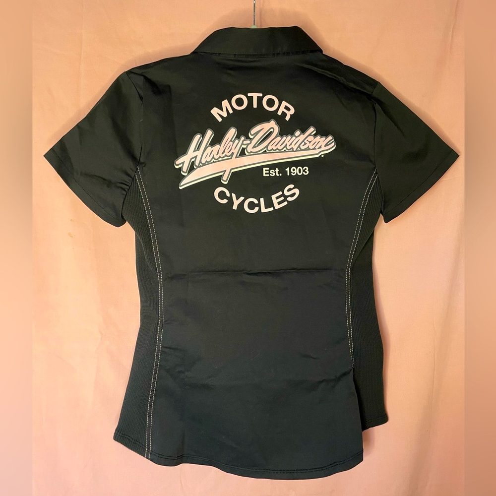 HARLEY-DAVIDSON | Harley-Davidson Women’s Pink Label Zip Front Woven Shirt | XS